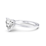 AMORE Hidden Halo RING - heart