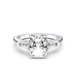 BRIAVEL 3 STONE TAPERED RING - radiant