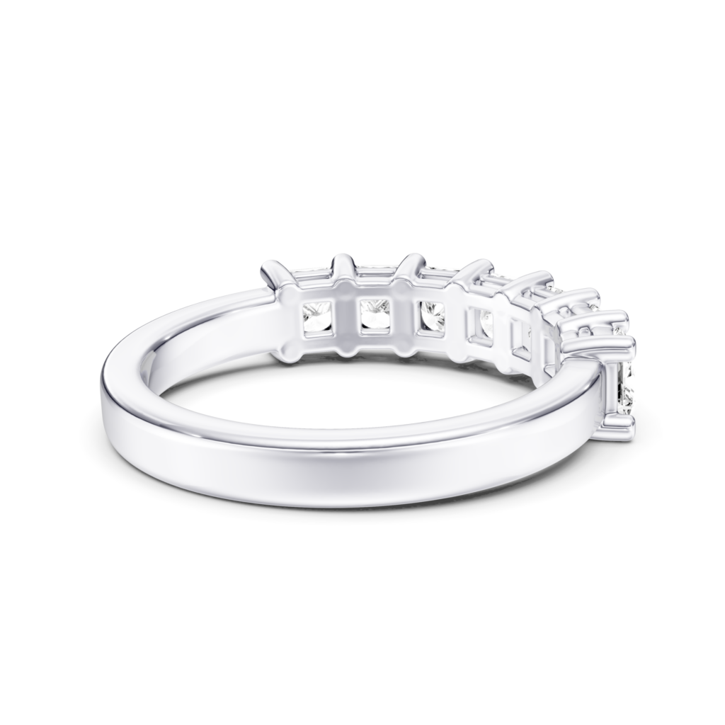 HALF ETERNITY RING - princess