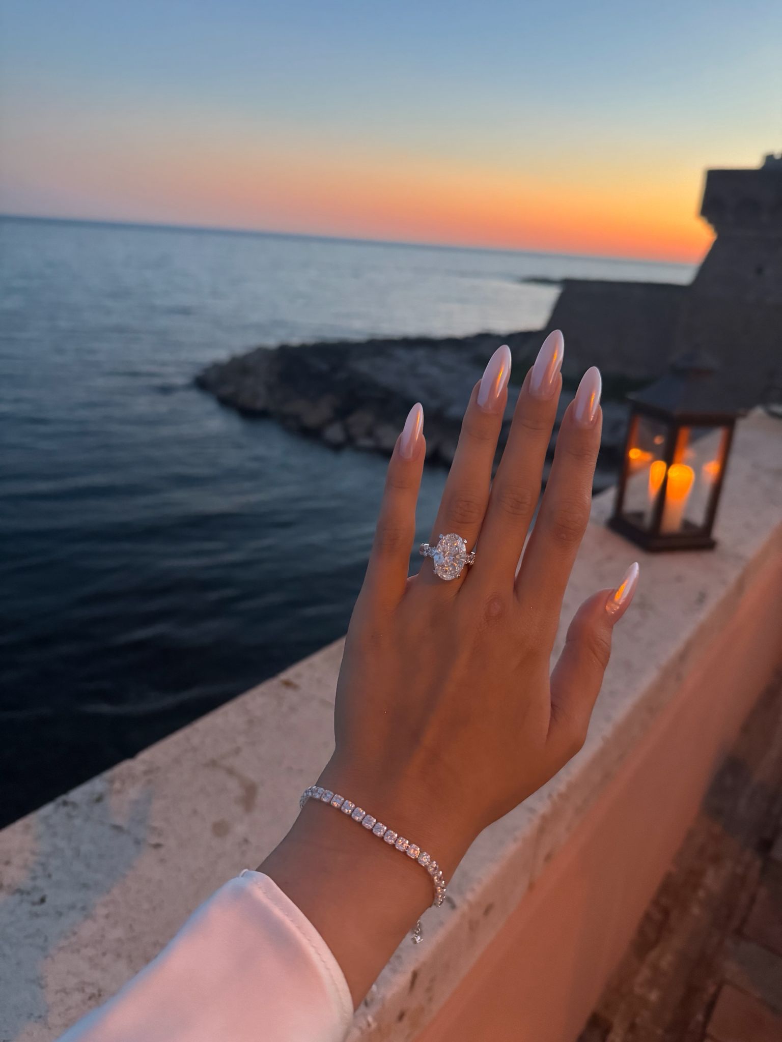How to Buy an Engagement Ring: The Complete Guide
